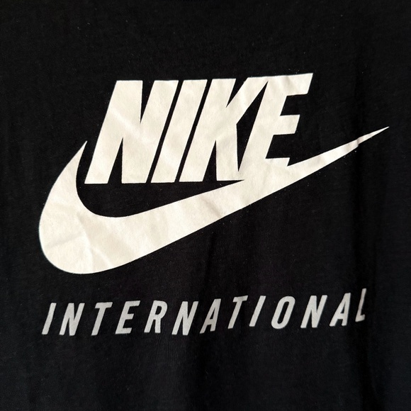 Nike International S Black Tee - Picture 4 of 10
